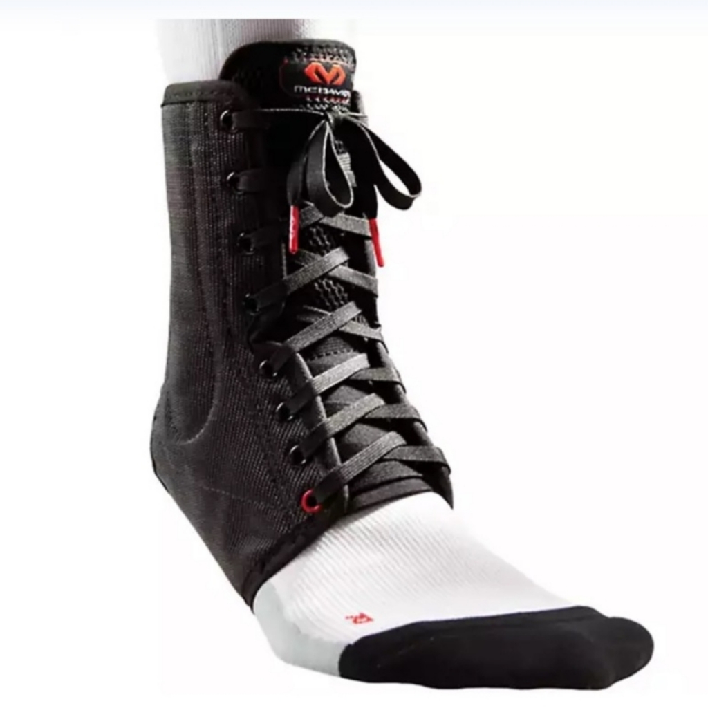 Nwt Mcdavid Lightweight Ankle Brace